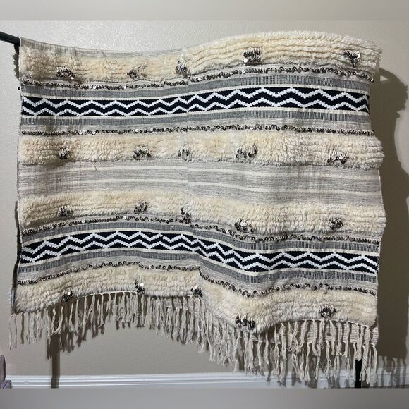 Restoration Hardware Cream and Black Patterned Rug - Picture 1 of 6